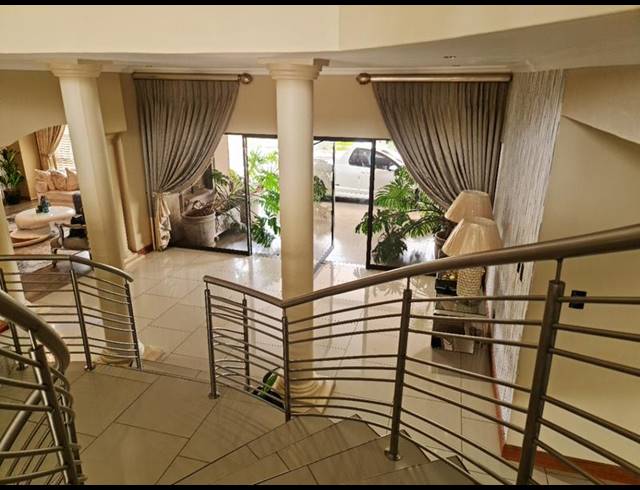 5 BEDROOM HOUSE FOR SALE IN SABLE HILLS